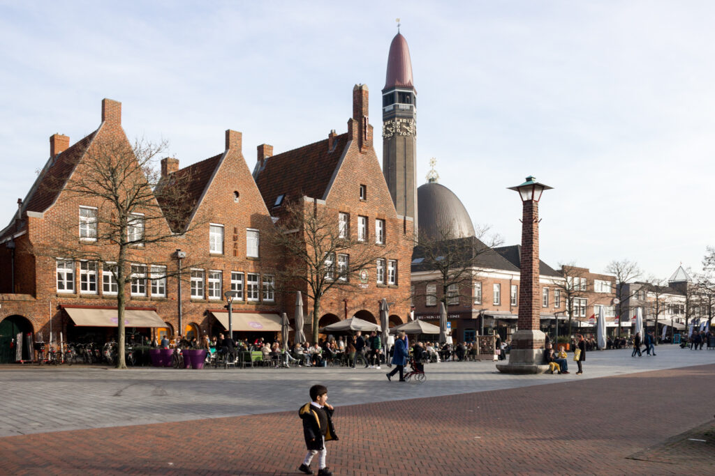Raadhuisplein Waalwijk (foto Ellen Boon)